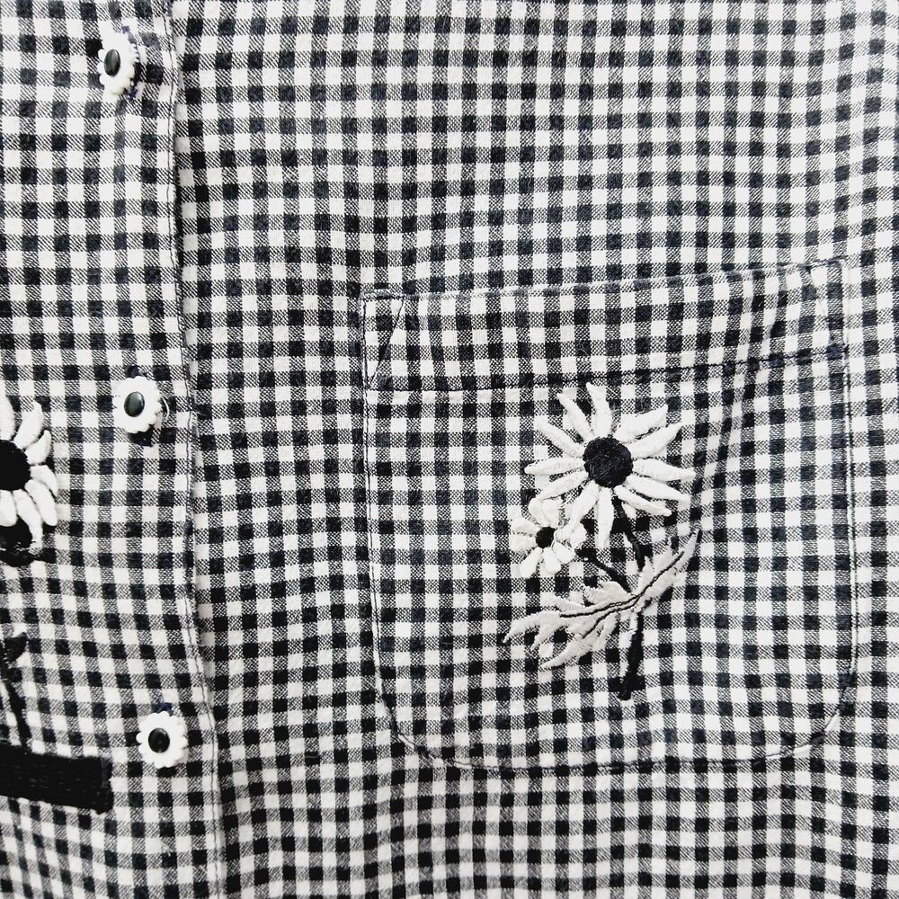 Blouse Black White Gingham Embroidered Cottagecore Applique Preppy Floral Size M - Picture 6 of 8
